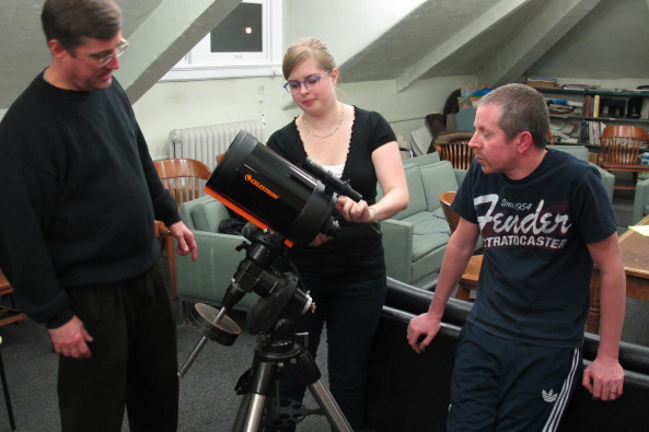 Telescope types and mounts.